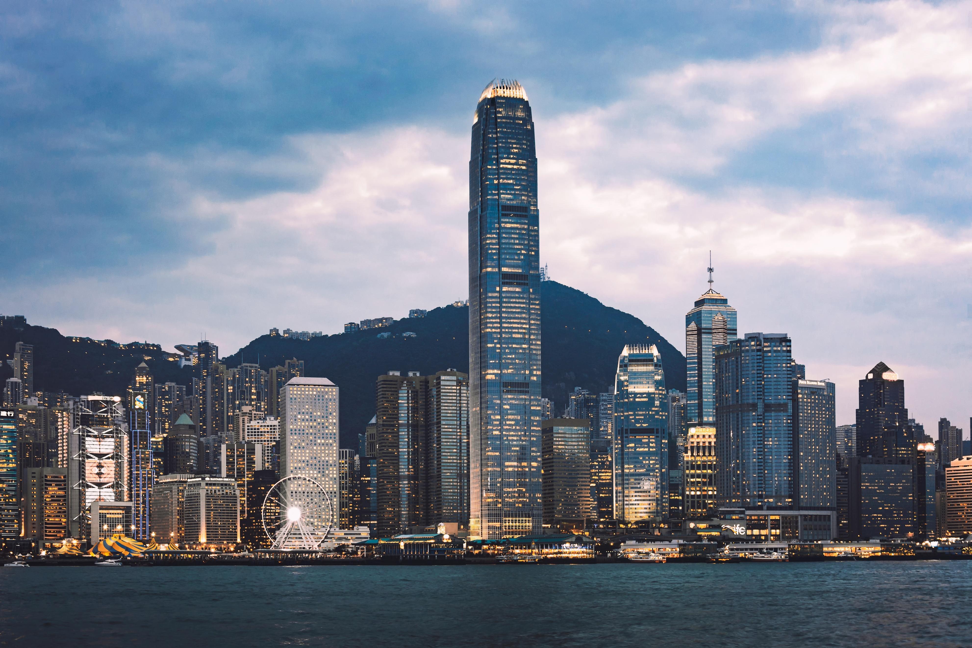 九游-包含Polkadot遭遇大幅下滑超Coinbase%，投资者恐慌性抛售的词条